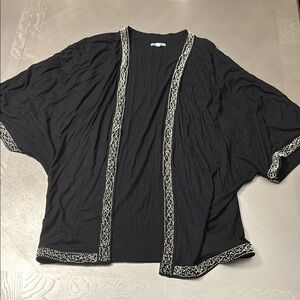 Leifnotes Black Cardigan